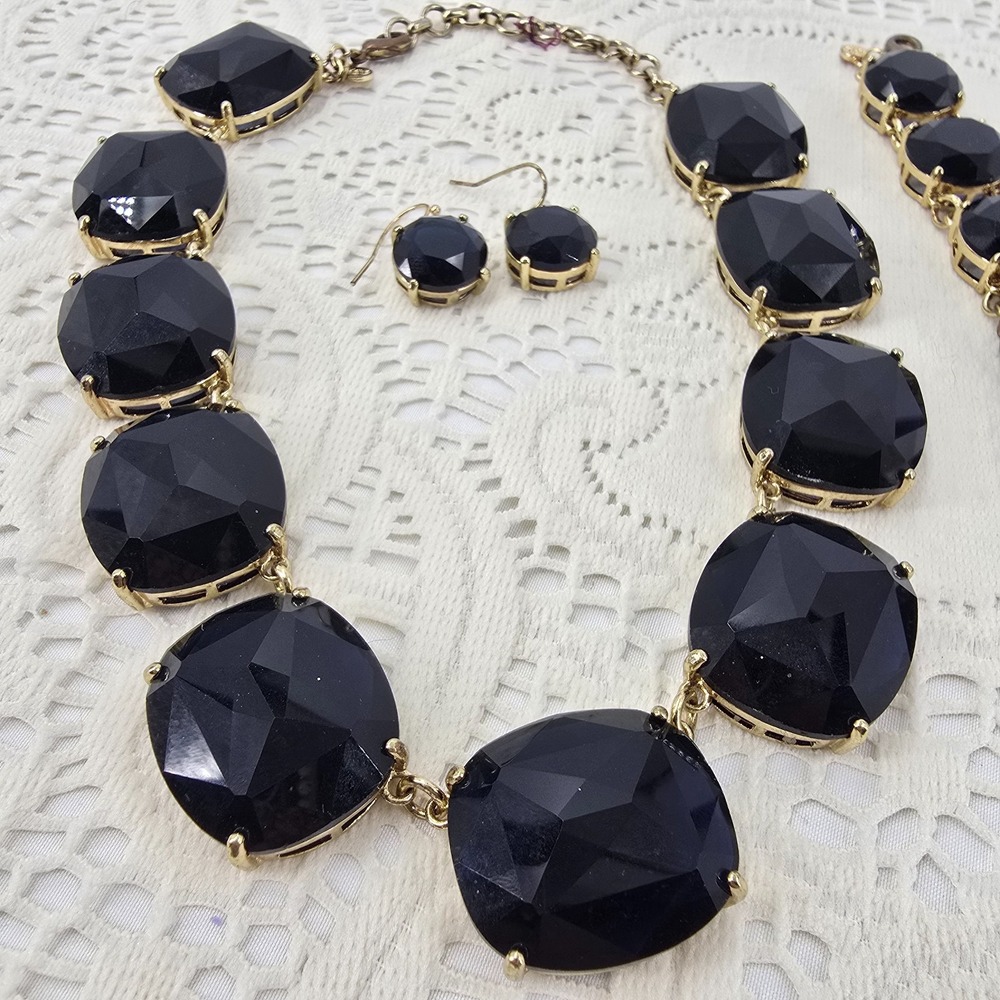 Brooks Brothers Blue Glass Necklace Set Bracelet Earrings Gold tone Classic - Picture 3 of 10